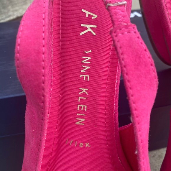 Ak Anna Klein brand new shoes - Picture 4 of 6
